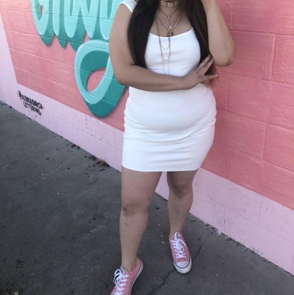 White bodycon dress brand new - Picture 4 of 4